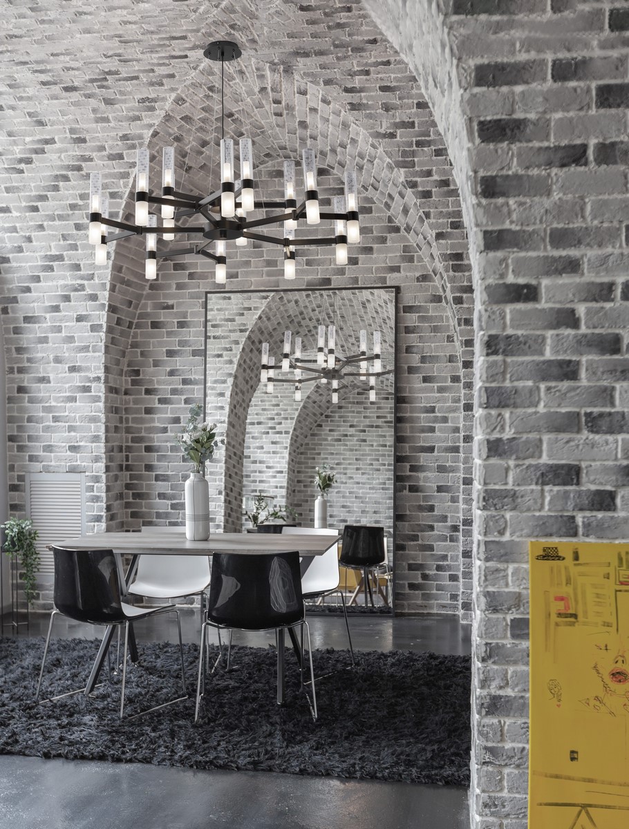ΚΡΕΜΑΣΤΟ ΦΩΤΙΣΤΙΚΟ LED Matt Black Metal Clear & Frost Glass