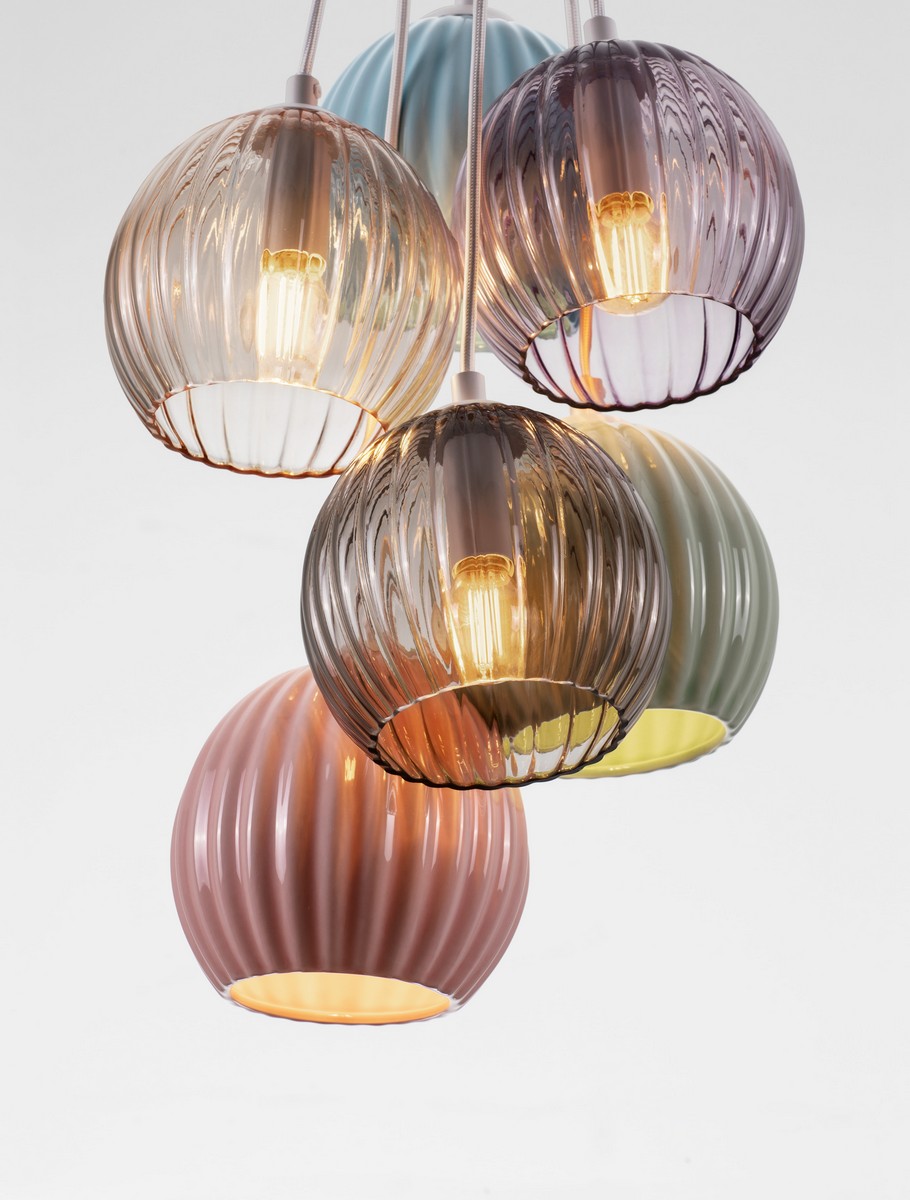 ΚΡΕΜΑΣΤΟ ΦΩΤΙΣΤΙΚΟ Matt White Metal Base Sage Blue, Pink & Green Ceramic Moca, Purple & Yellow Glass LED
