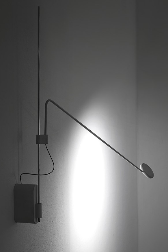Μίνιμαλ απλίκα με βραχίονα, λευκή P:79cm MADE IN ITALY