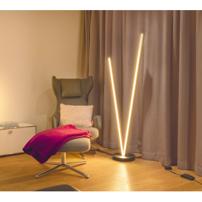 ΦΩΤΙΣΤΙΚΟ ΔΑΠΕΔΟΥ LED ΣΕ ΣΧΗΜΑ V H:175cm BLACK