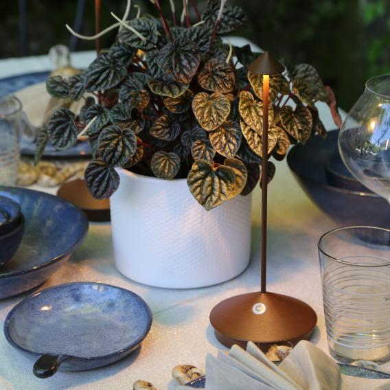 ΕΠΑΝΑΦΟΡΤΙΖΟΜΕΝΟ ΕΠΙΤΡΑΠΕΖΙΟ LED H29cm OUTDOOR ITALY