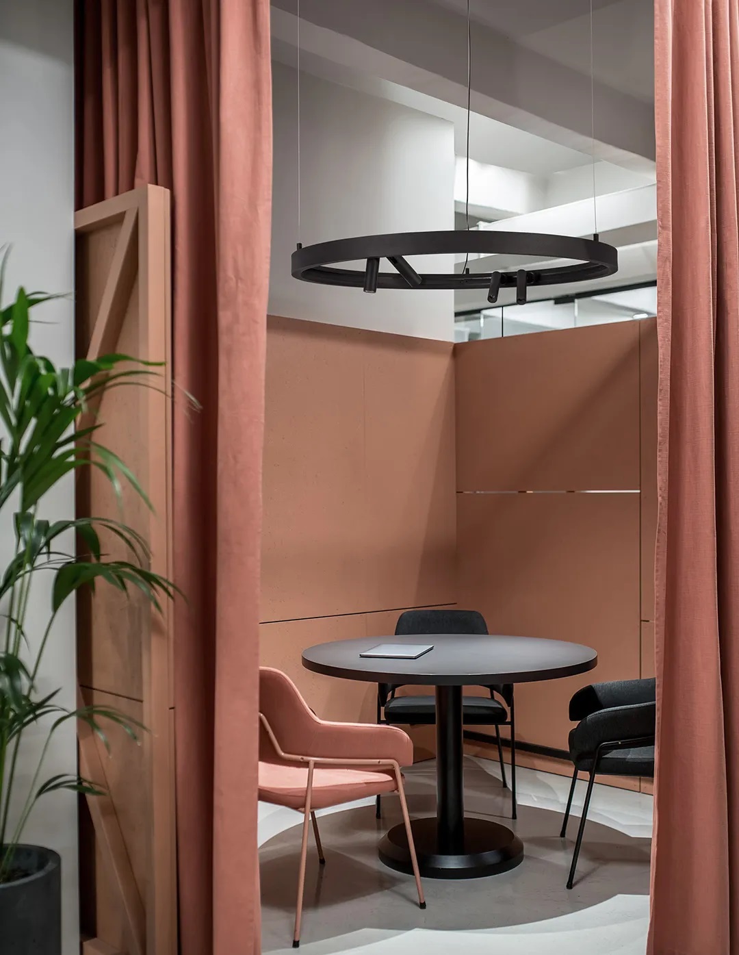 SUSPENDED CIRCULAR MAGNETIC TRACK Ø90cm